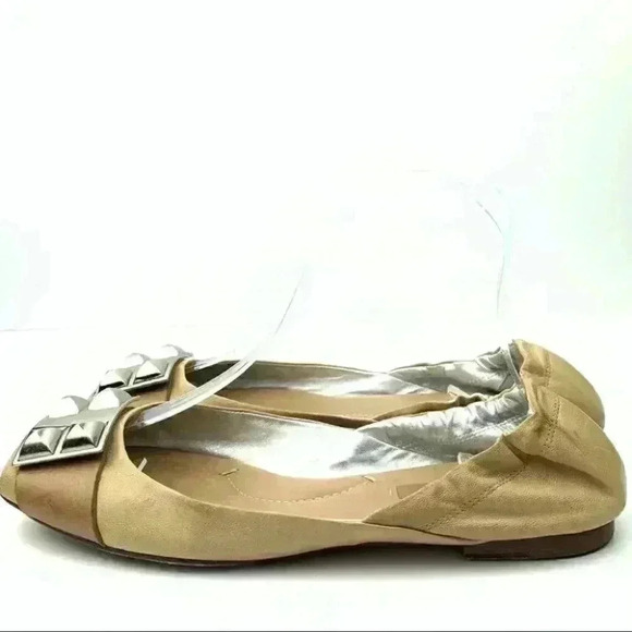 Bcbgmaxazria flats sz 8.5 38.5 tan leather studded - Picture 5 of 12